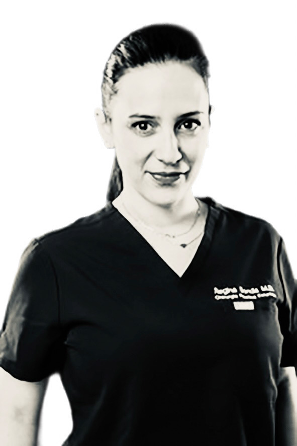 Dr.ssa Regina Sonda Chirurga Plastica presso Clinica Zarian